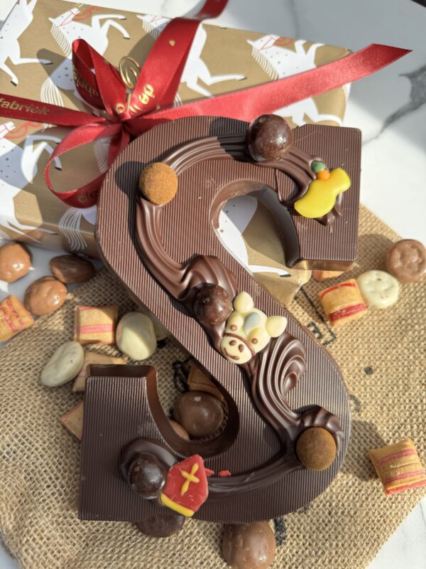 Luxe melk Chocolade letter extra